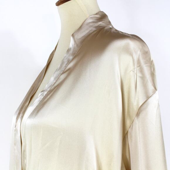 Reformation Ivory Nancie Silk Short Wrap Robe XS NEW Satin Half Sleeve Mini - Picture 3 of 9